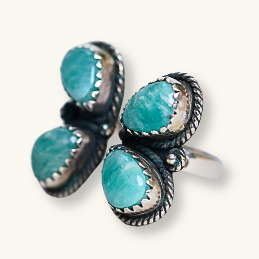 Egyptian Butterfly Ring | Silver with emerald stones