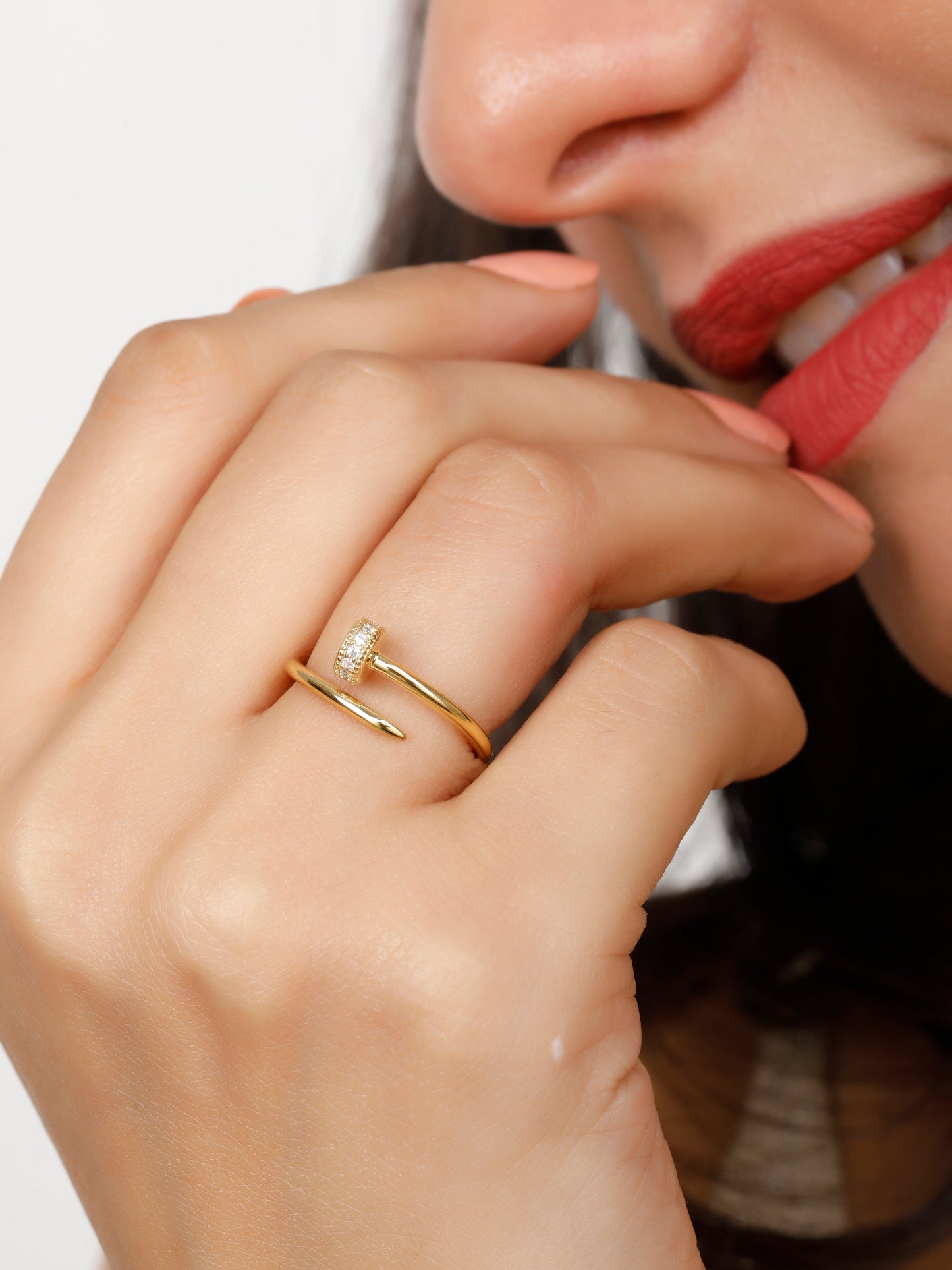 Nail Bender Stone Gold Ring