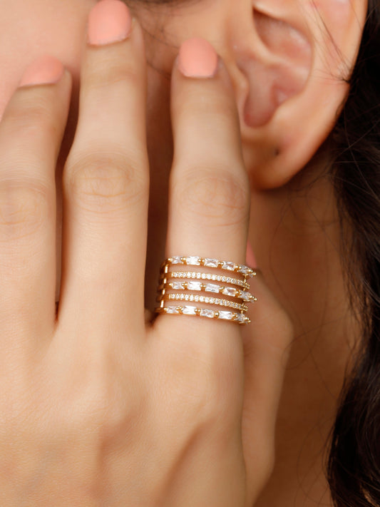 Stacked Cylinder Golden Ring